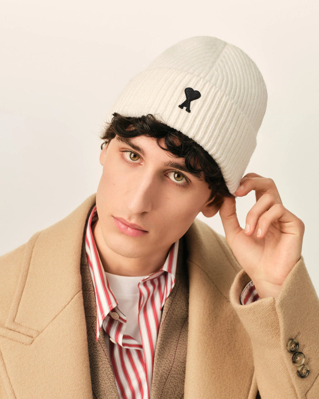 White Wool AMI de Coeur Beanie
